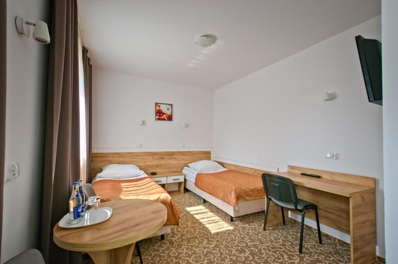 Hotel Sezam Kraczkowa Dış mekan fotoğraf
