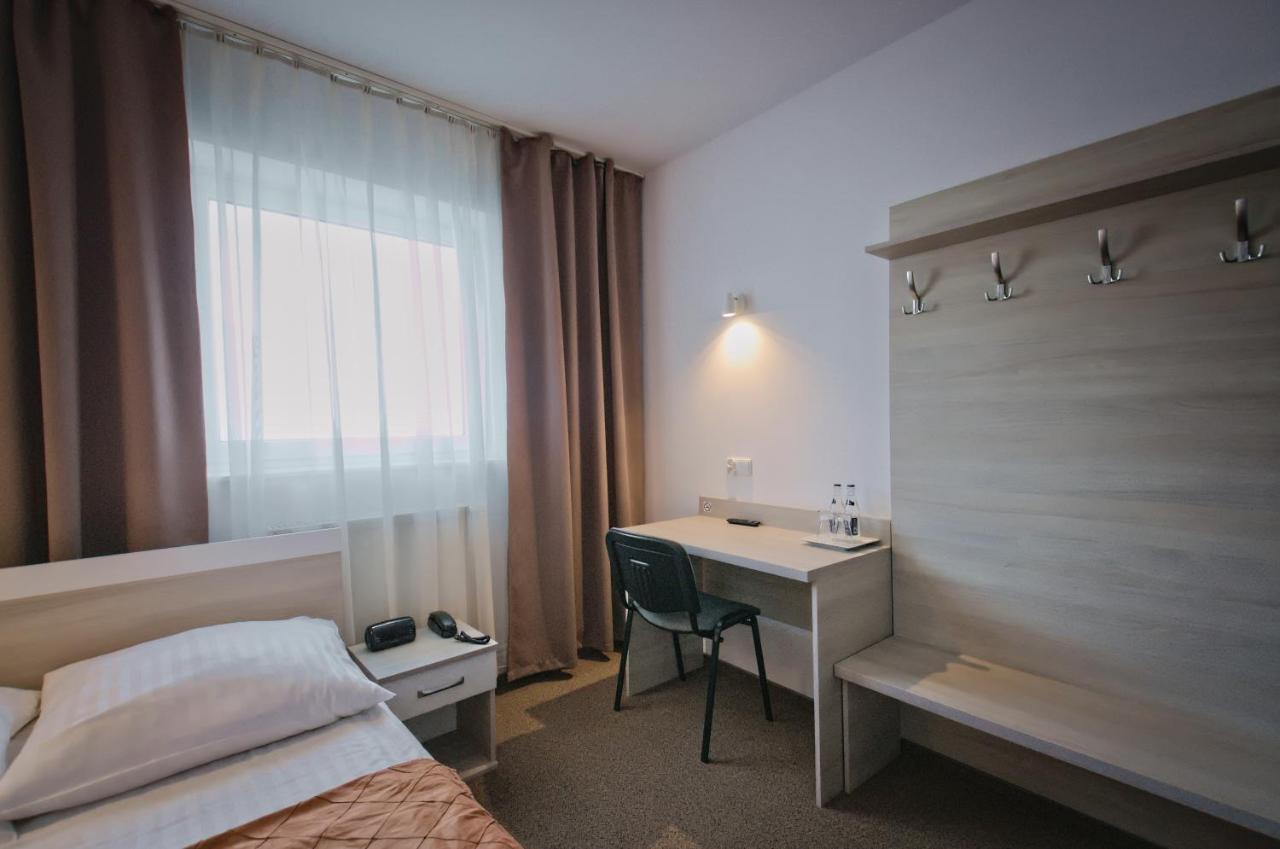 Hotel Sezam Kraczkowa Dış mekan fotoğraf