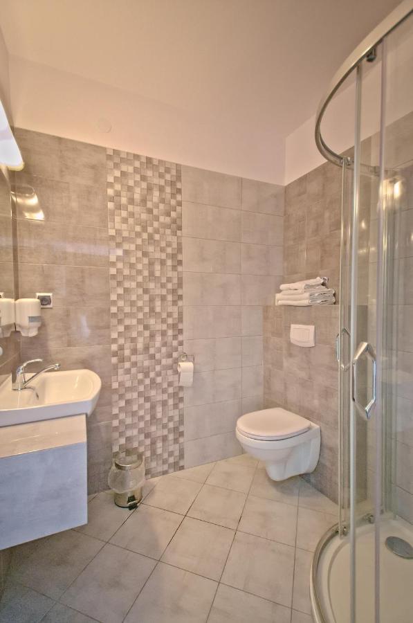 Hotel Sezam Kraczkowa Dış mekan fotoğraf