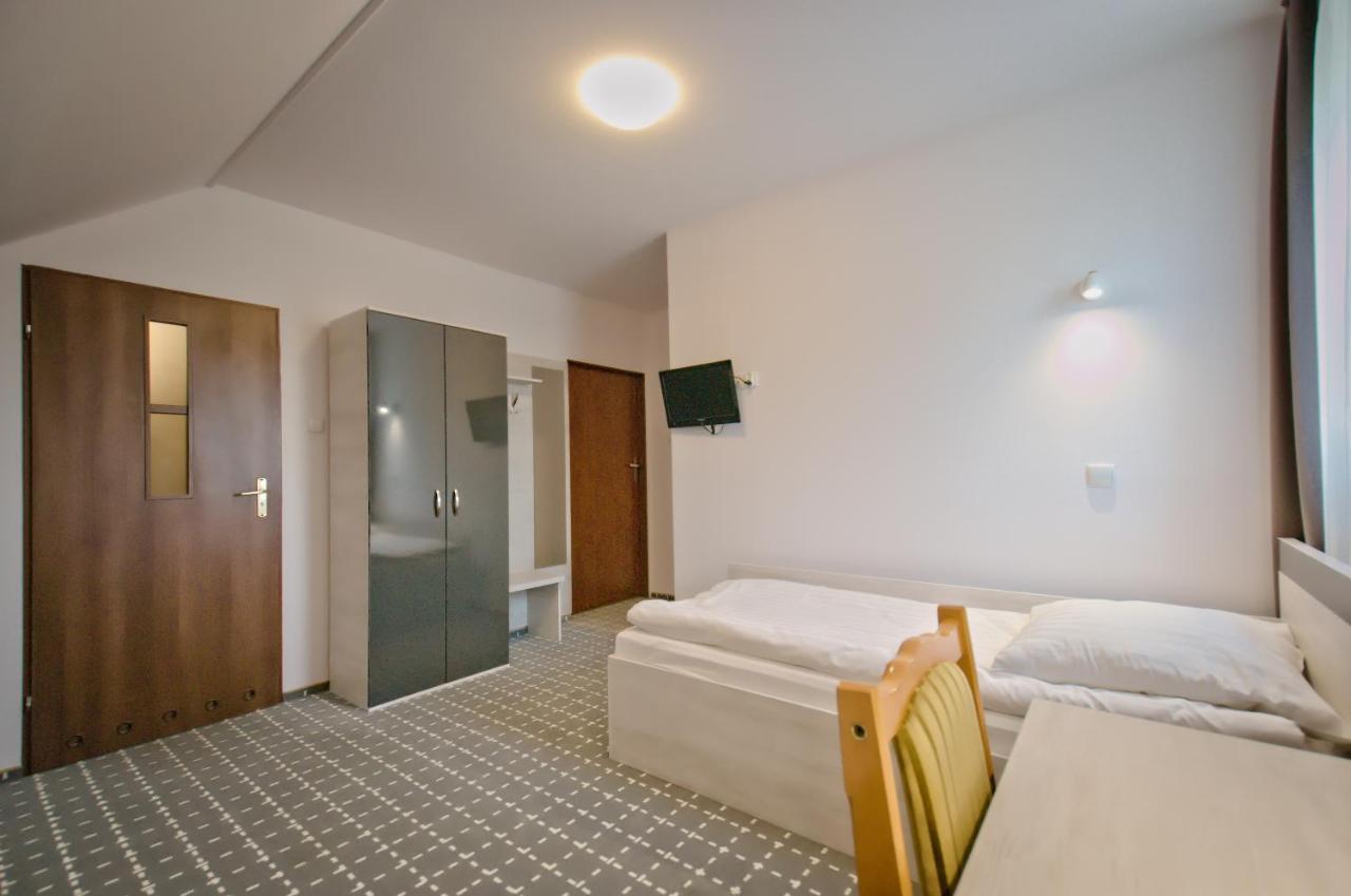 Hotel Sezam Kraczkowa Dış mekan fotoğraf