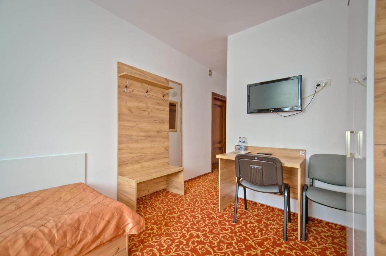 Hotel Sezam Kraczkowa Dış mekan fotoğraf