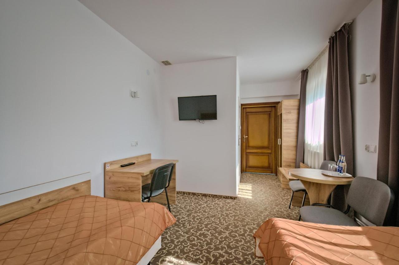 Hotel Sezam Kraczkowa Dış mekan fotoğraf