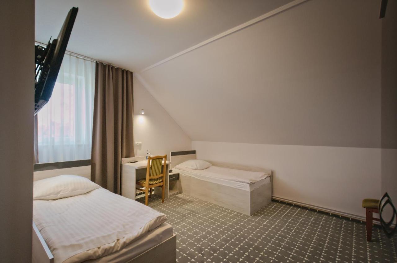 Hotel Sezam Kraczkowa Dış mekan fotoğraf