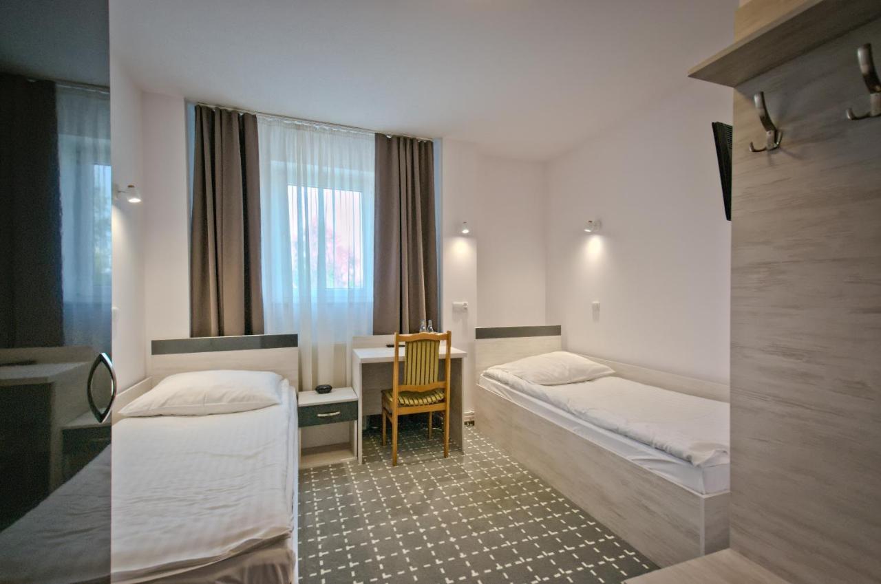 Hotel Sezam Kraczkowa Dış mekan fotoğraf