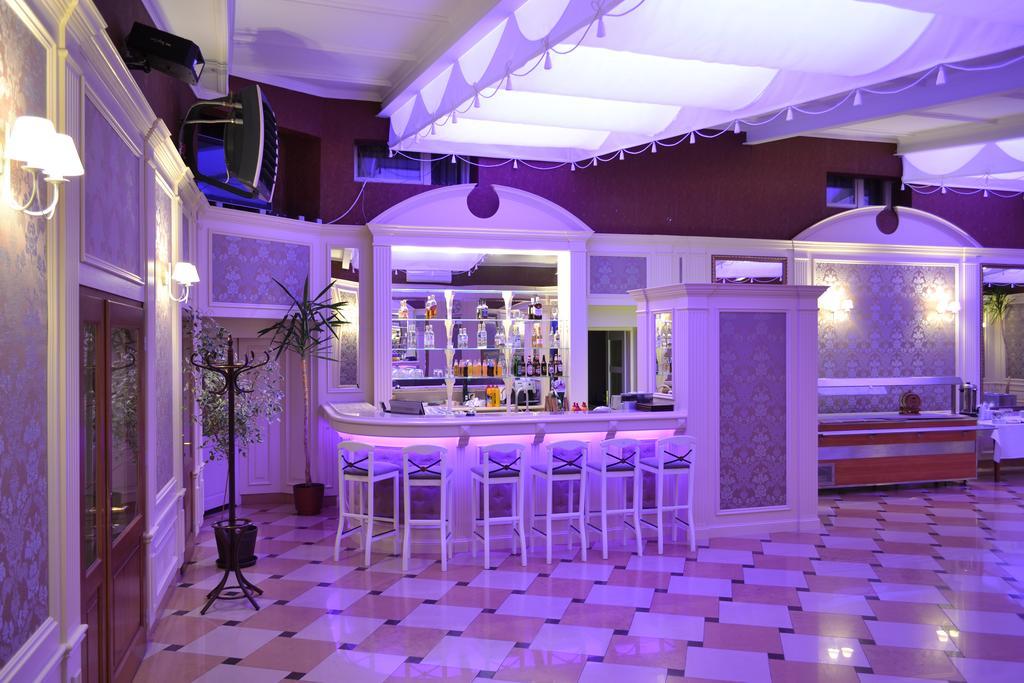 Hotel Sezam Kraczkowa Dış mekan fotoğraf