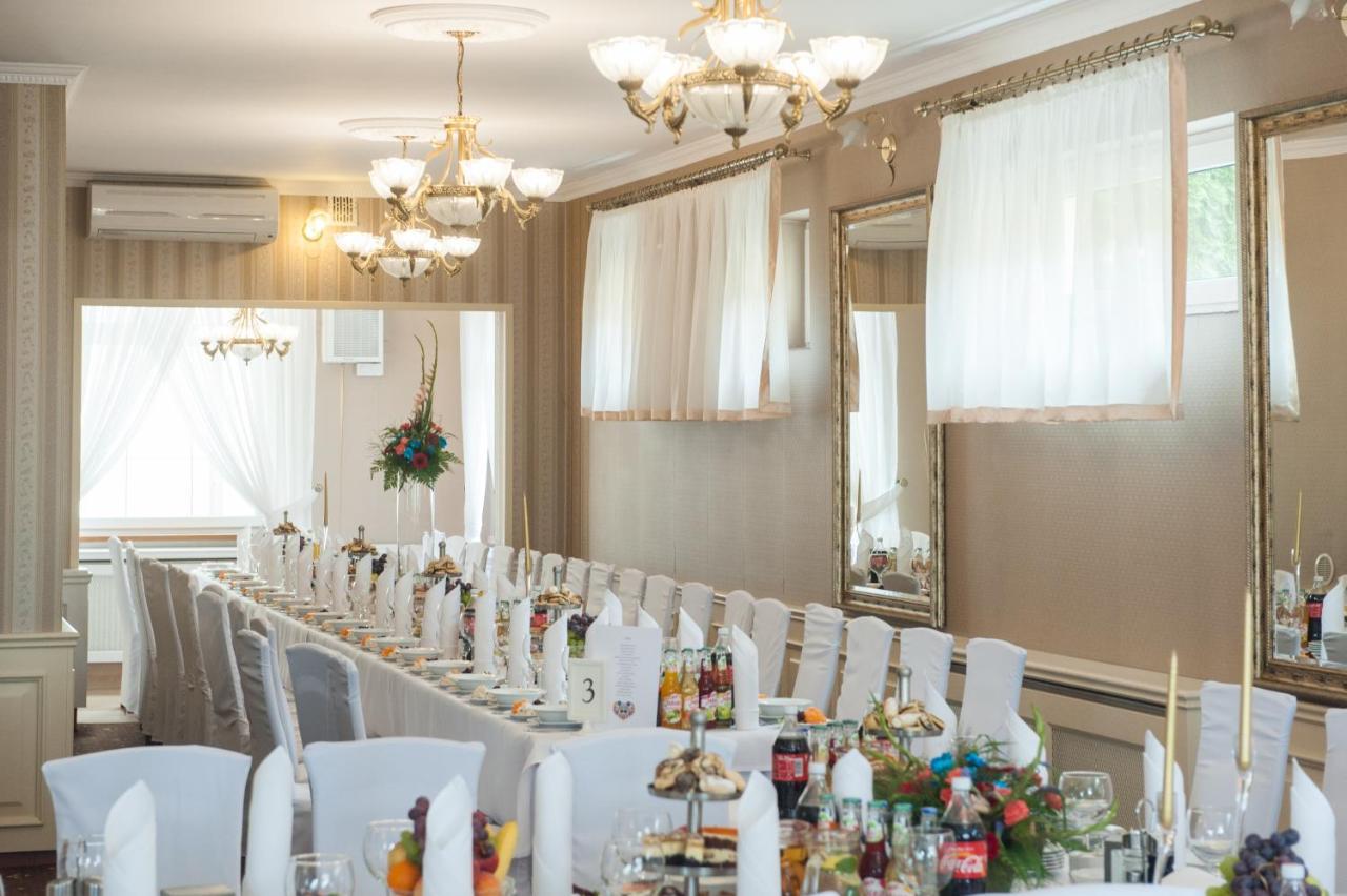Hotel Sezam Kraczkowa Dış mekan fotoğraf